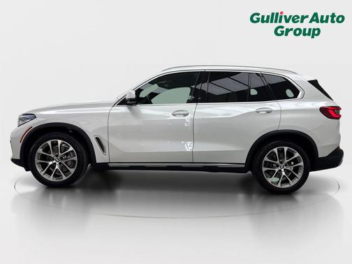 Mineral White Metallic 2019 BMW X5 xDrive40i