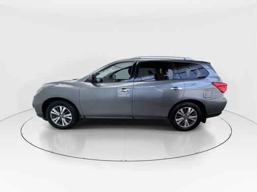 2020 Nissan Pathfinder S 2WD
