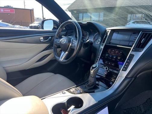 2017 INFINITI Q60 3.0T Premium