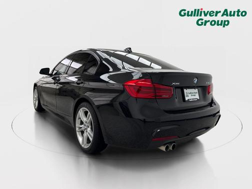 Black Sapphire Metallic 2018 BMW 330 xDrive