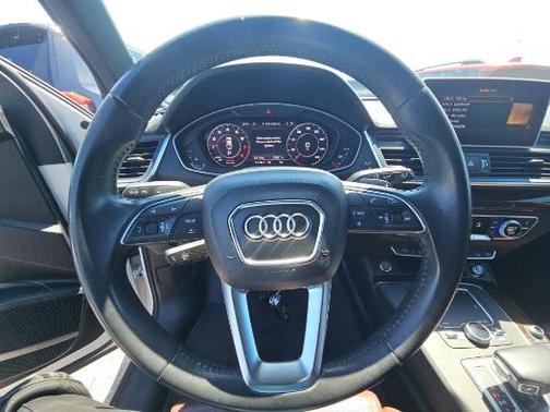 Ibis White 2018 Audi Q5 2.0T Tech Premium