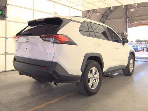 Super White 2021 Toyota RAV4 XLE