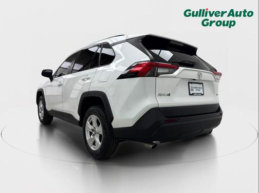 Super White 2021 Toyota RAV4 XLE