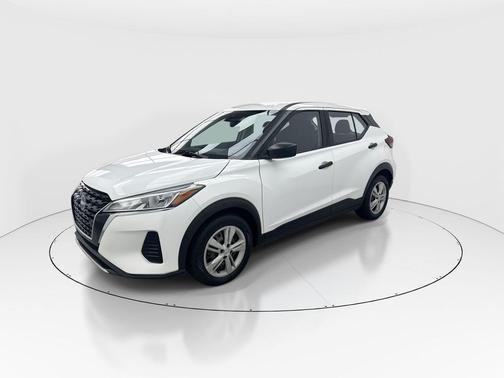 2022 Nissan Kicks S