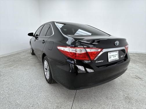 2015 Toyota Camry Hybrid LE