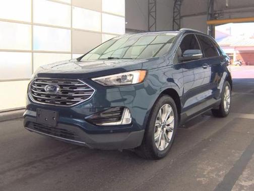 2020 Ford Edge Titanium