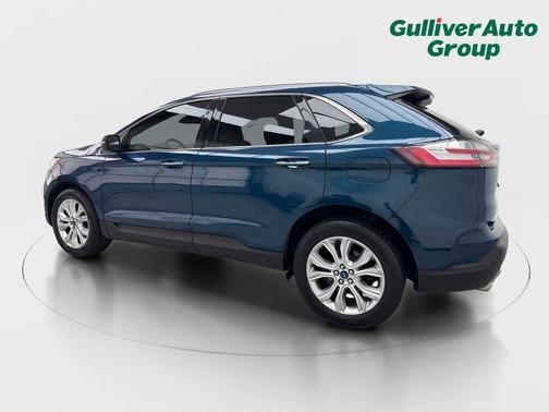 Green Metallic 2020 Ford Edge Titanium