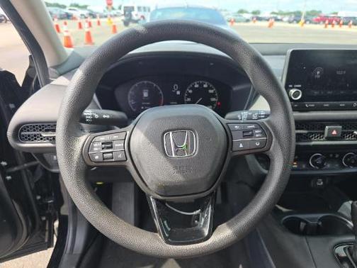 Crystal Black Pearl 2023 Honda HR-V LX