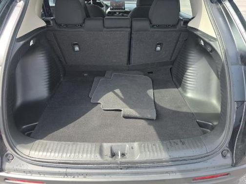 Crystal Black Pearl 2023 Honda HR-V LX