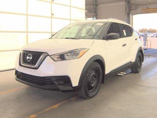 2019 Nissan Kicks S
