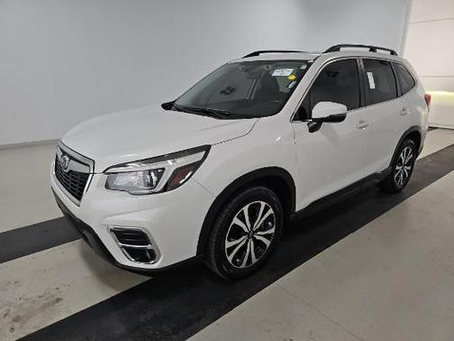 Crystal White Pearl 2019 Subaru Forester Limited