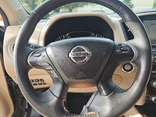 2016 Nissan Pathfinder Platinum