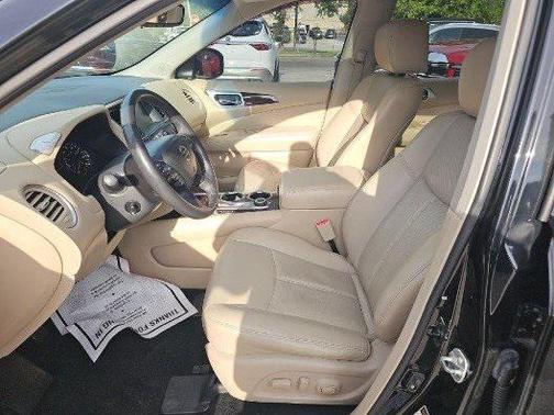 2016 Nissan Pathfinder Platinum