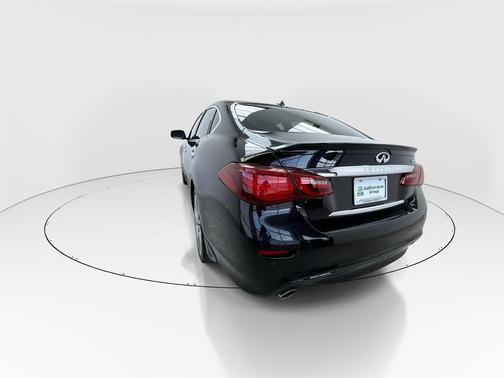 2019 INFINITI Q70L 3.7 LUXE