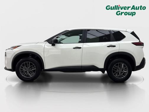 Glacier White 2023 Nissan Rogue S