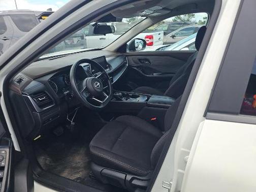 Glacier White 2023 Nissan Rogue S