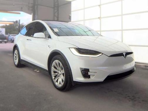 Pearl White Multi-Coat 2019 Tesla Model X Long Range