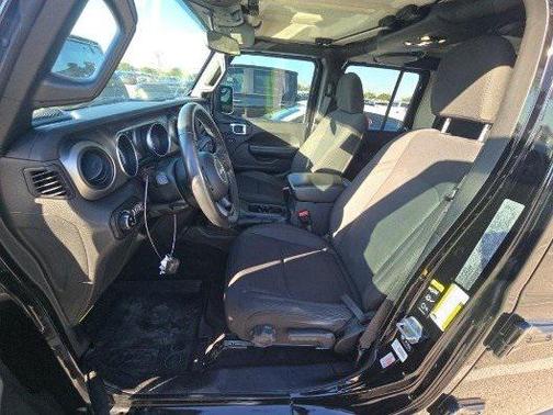 2021 Jeep Gladiator Willys 4x4