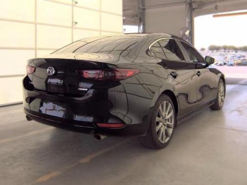 Jet Black Mica 2021 Mazda Mazda3 FWD w/Preferred Package