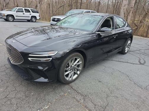2022 Genesis G70 2.0T AWD