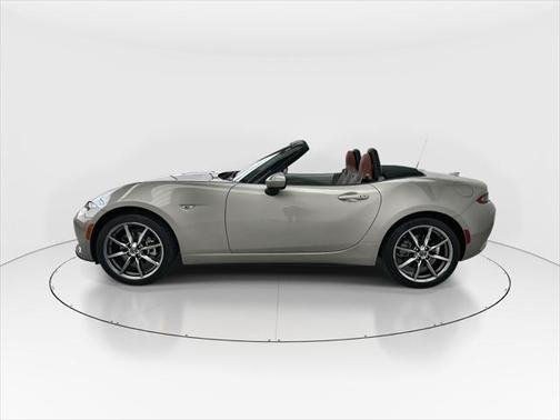 2022 Mazda MX-5 Miata Grand Touring