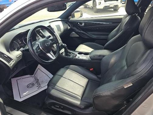 2018 INFINITI Q60 3.0T LUXE