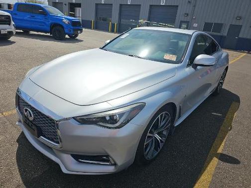 2018 INFINITI Q60 3.0T LUXE