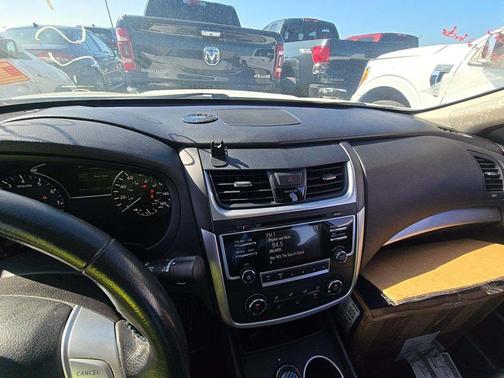 2017 Nissan Altima 2.5 SR