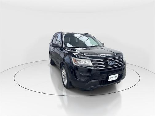 2017 Ford Explorer Base