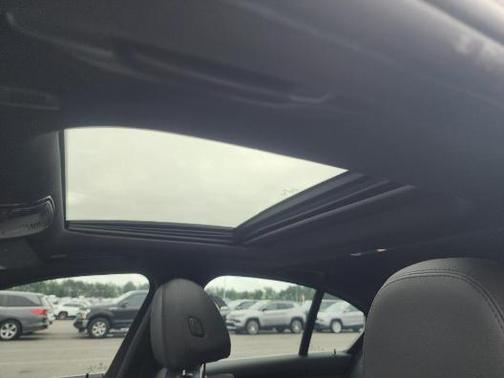 Alpine White 2019 BMW 330 330i