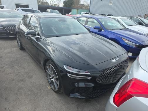 2022 Genesis G70 2.0T RWD