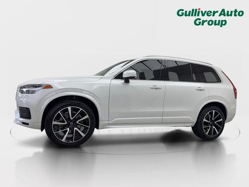 Crystal White Metallic 2021 Volvo XC90 T6 Momentum
