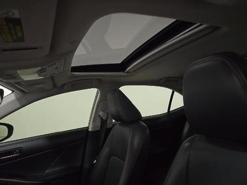 Obsidian 2020 Lexus IS 300 Base