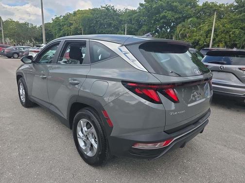 2024 Hyundai TUCSON SE