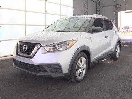 2019 Nissan Kicks S