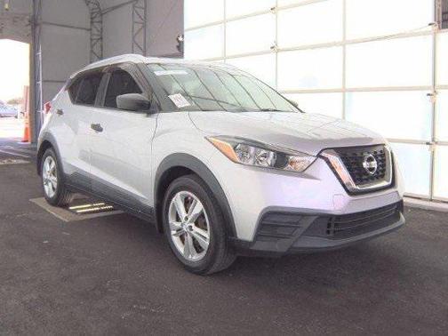 2019 Nissan Kicks S