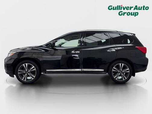 Magnetic Black Pearl 2019 Nissan Pathfinder Platinum