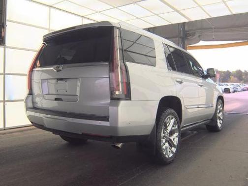 Radiant Silver Metallic 2018 Cadillac Escalade Premium Luxury