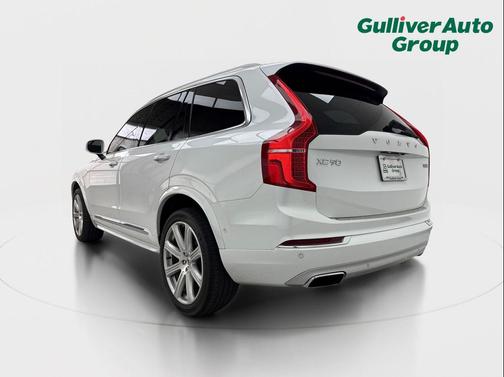 Crystal White 2018 Volvo XC90 T6 Inscription