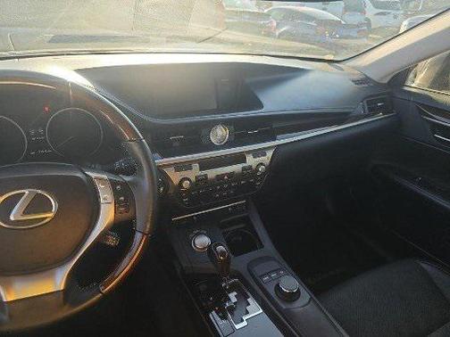 2015 Lexus ES 350 Crafted Line