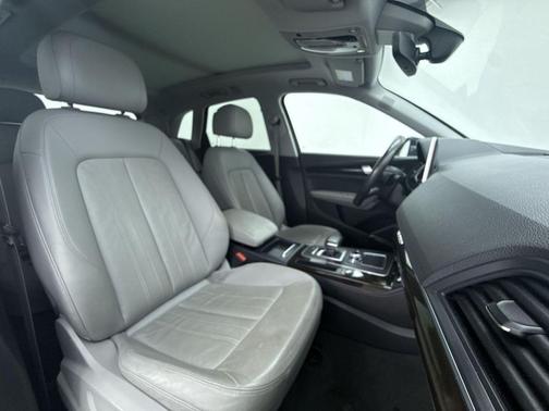 2018 Audi Q5 2.0T Tech Premium