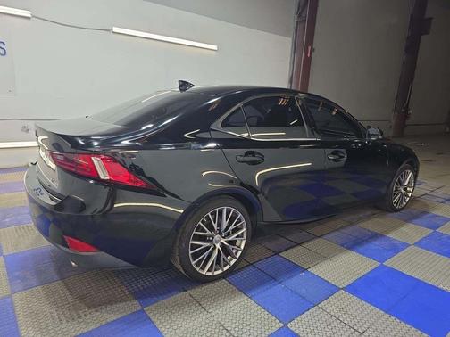 Obsidian 2016 Lexus IS 200t Base