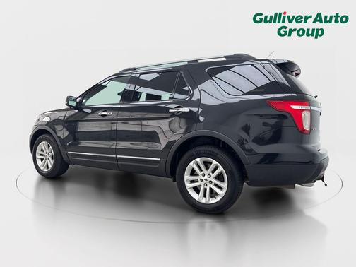 Tuxedo Black Metallic 2014 Ford Explorer XLT