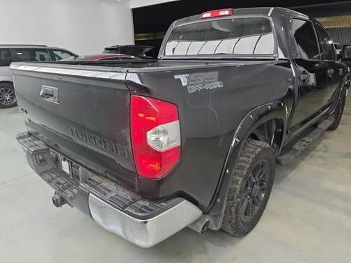 Midnight Black Metallic 2018 Toyota Tundra SR5