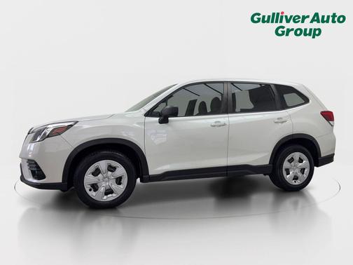Crystal White Pearl 2023 Subaru Forester Limited