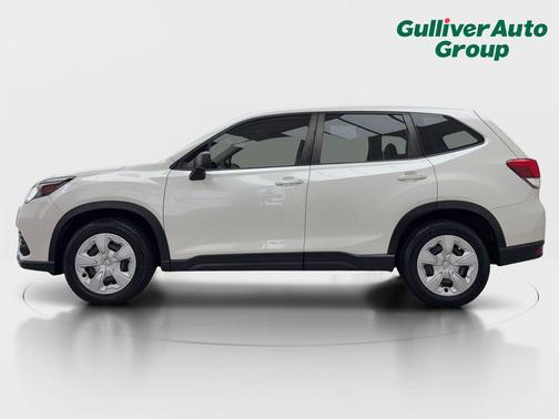 Crystal White Pearl 2023 Subaru Forester Limited