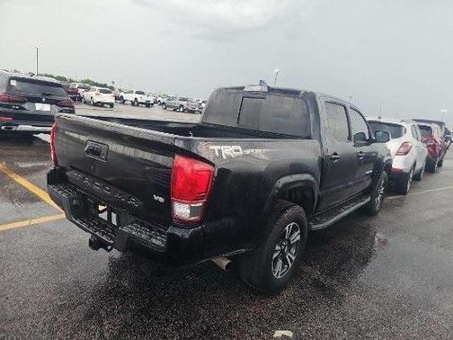 2017 Toyota Tacoma TRD Sport