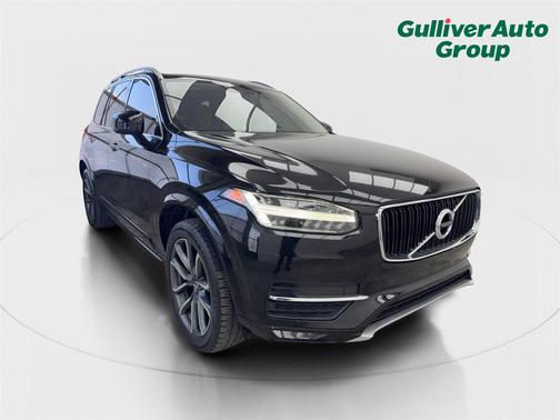 2019 Volvo XC90 T5 Momentum