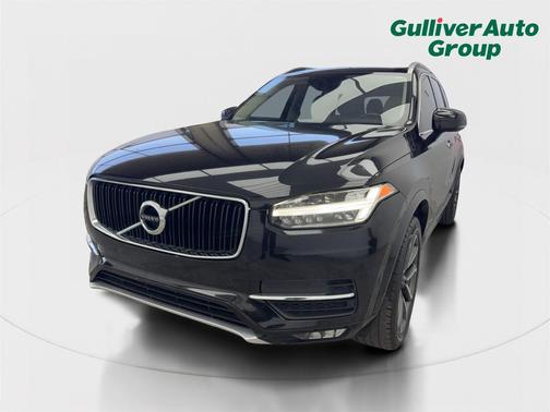 2019 Volvo XC90 T5 Momentum