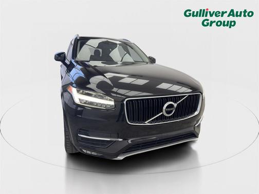 2019 Volvo XC90 T5 Momentum